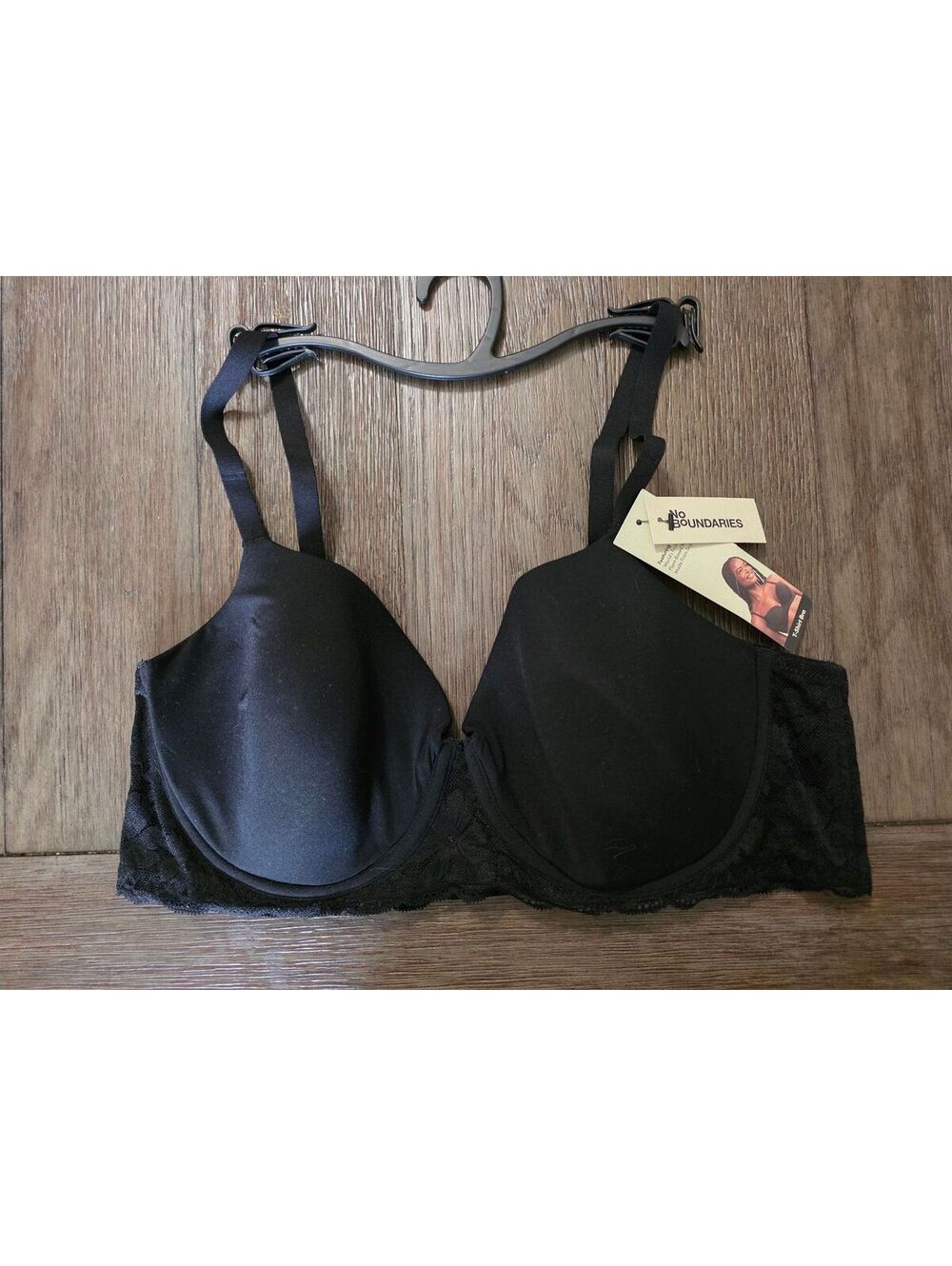 No Boundaries Black T-Shirt Bra with Lace Band, Size 38D